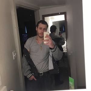 Meet your Posher, Nicholas